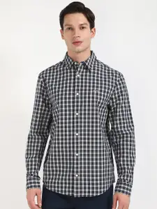 Tommy Hilfiger Men Spread Collar Tartan Checked Cotton Casual Shirt