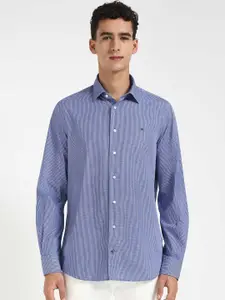 Tommy Hilfiger Men Spread Collar Micro Ditsy Printed Cotton Casual Shirt