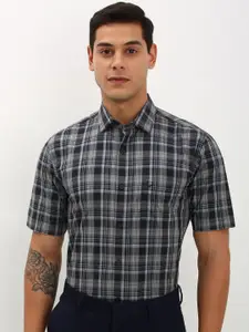 Allen Solly Men Slim Fit Opaque Checked Formal Shirt