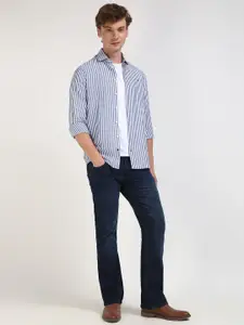 Tommy Hilfiger Men Slim Fit Spread Collar Vertical Striped Cotton Casual Shirt