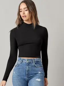 AAHWAN Women Fitted Crop Top