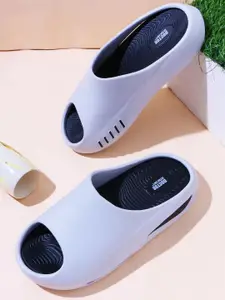 DOCTOR EXTRA SOFT Men Solid Sliders