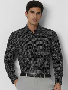 Van Heusen Men Slim Fit Spread Collar Floral Printed Cotton Formal Shirt