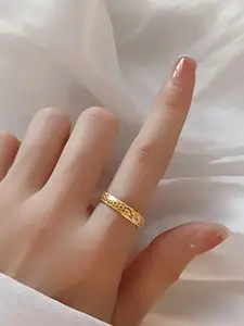 StyleCast Elegant Gold-Toned Intricate Textured Finger Ring