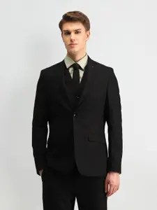 Arrow Men Solid Blazer & Waistcoat with Trousers