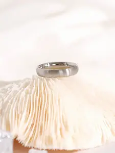 StyleCast Elegant Silver-Toned Band Ring