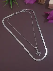 V FASHION JEWELLERY Silver-Plated Handcrafted Necklace
