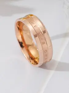 StyleCast Gold-Toned Elegant Textured Finger Ring