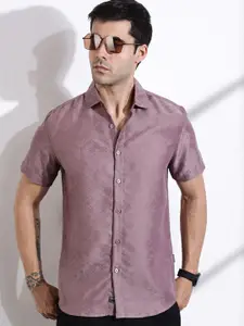 Thomas Scott Men Smart Slim Fit Cutaway Collar Textured Casual Shirt