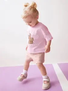 INCLUD Girls Printed Round Neck T-Shirt With Shorts