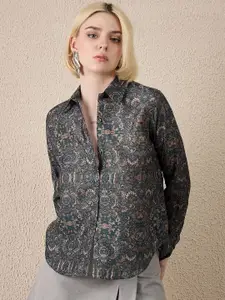 The Roadster Lifestyle Co. Women Floral Printed Spread Collar Silk Casual Shirt