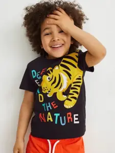 INCLUD Boys Printed Round Neck T-Shirt With Shorts