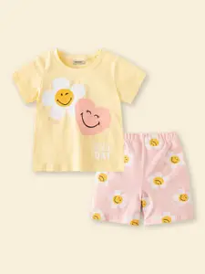 INCLUD Girls Printed Round Neck T-Shirt With Shorts