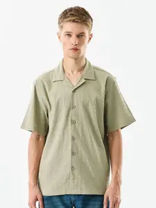 Snitch Men Relaxed Fit Textured Cuban Collar Casual Shirt