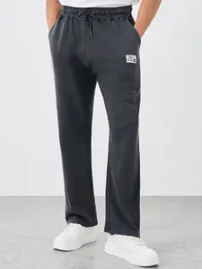 Styli Men Badge Acid Wash Oversize Waffle Jogger