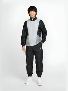 Nike Club Men's Woven Tracksuit