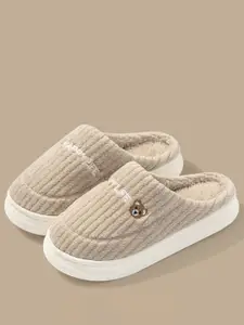 WOLVESDEN Women Room Slippers Flip Flops