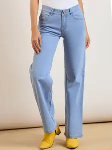 DressBerry Women Classic Regular Fit Mid-Rise Jeans