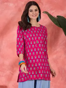 Sangria Women Floral Printed Straight Short Kurtis