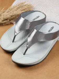 Metro Women Solid Wedge Heels