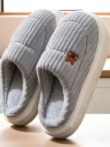 WOLVESDEN Women Striped Fur Room Slippers