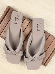 Shoestail Women Open Toe Flats