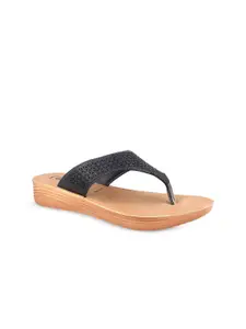 Aeroblu Women Synthetic T-Strap Flats