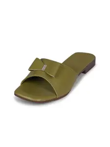 Shoestail Women Embellished T-Strap Flats