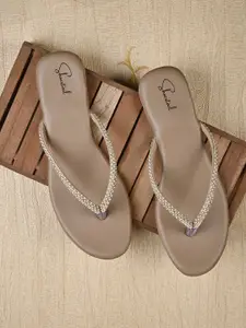 Shoestail Women Embellished Open Toe Flats Flats