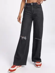 Metronaut Women Comfort Straight Fit Mid-Rise Slash Knee Cotton Jeans