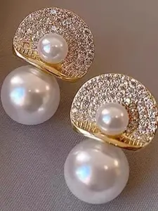 DIVASTRI Gold Alloy Earrings