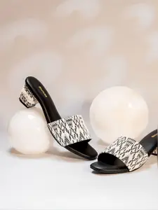 SHRIVAS BY ARCHITA MEHTA Women Embellished Ethnic Block Pumps