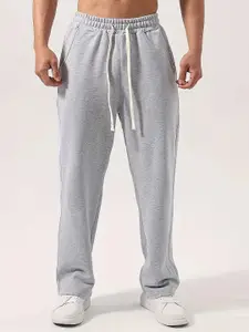 The Modern Soul Men Mid-Rise Loose-Fit Track Pant