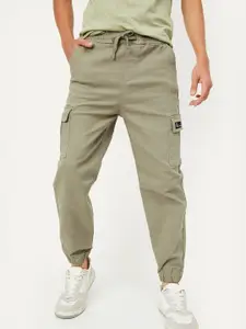 max Boys Mid-Rise Joggers Trousers