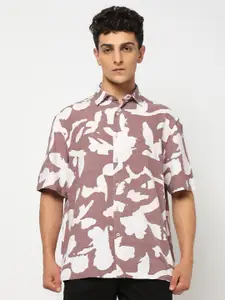 Blue Buddha Men Abstract Printed Tailored Fit Spread Collar Casual Shirt