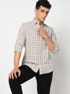 Blue Buddha Checked Cutaway Collar Tailored Fit Cotton Casual Shirt