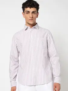 Blue Buddha Men Striped Cutaway Collar Tailored Fit Casual Shirt