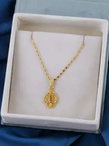 DressBerry Women Gold Plated Chain With Pendant