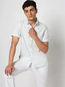 Blue Buddha Men Tailored Fit Striped Cotton Casual Shirt