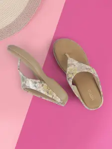 Metro Women Printed T-Strap Flats