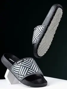Sparx Men Striped Sliders