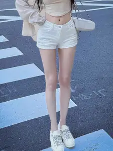 StyleCast Women Skinny Fit Low-Rise Denim Shorts