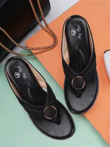 BIG BIRD FOOTWEAR Women Open Toe Flats