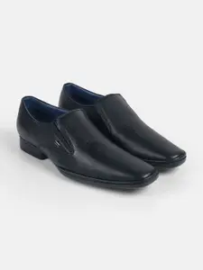 Mochi Men Textured Leather Formal Slip-Ons
