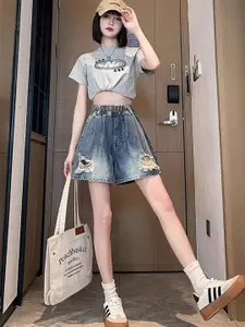 StyleCast Women Washed Loose Fit High-Rise Distressed Denim Shorts