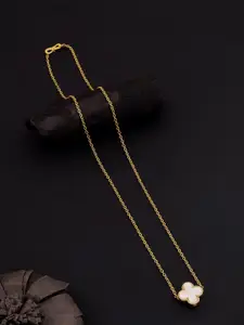 DressBerry Gold-Plated Clover Pendant Chain