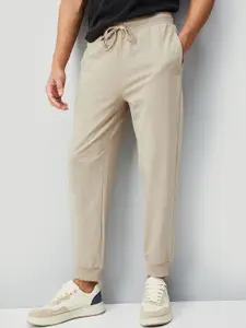 max Men Mid-Rise Joggers