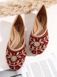 Anouk Women Mojaris with Embroidered Flats