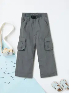 max Boys Regular Fit Cargos Trousers