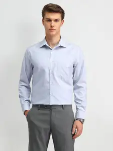 Arrow Men Textured Spread Collar Cotton Formal Shirt